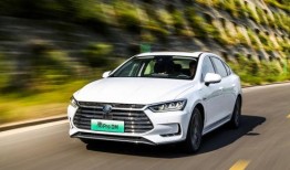 比亚迪秦新车爆料最新消息,性能与科技双升级，引领绿色出行新潮流